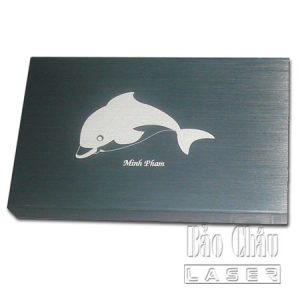 Khắc hình ảnh lên pin sạc dự phòng