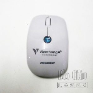 Khắc logo chuột máy tính bằng laser